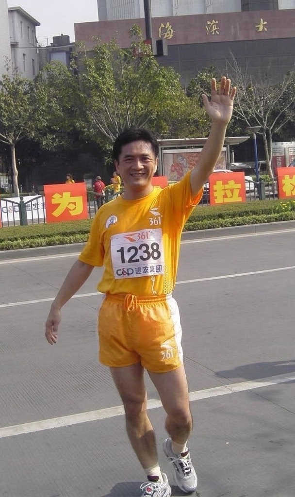 George Zhou